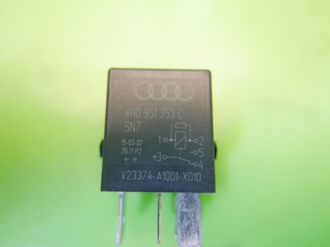 Przekaźnik 646 4H0951253C V23374A1001X010 VW GOLF VII 2.0 TDI 12-16