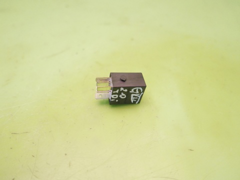 Przekaźnik 646 4H0951253C V23374A1001X010 VW GOLF VII 2.0 TDI 12-16