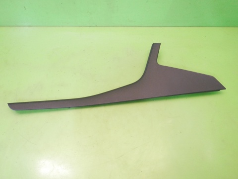 Osłona zaślepka tunelu prawa 5G1863488B VW GOLF VII 12-16