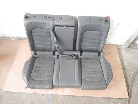Kanapa siedzisko + oparcie VW GOLF VII KOMBI 12-16