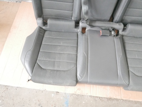 Kanapa siedzisko + oparcie VW GOLF VII KOMBI 12-16