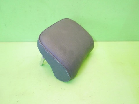 Zagłówek środek tył VW GOLF VII KOMBI 5D 12-16