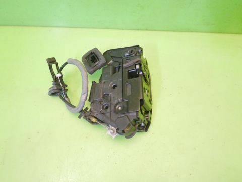 Centralny zamek prawy tył 5K4839016Q 7pin VW GOLF VII 5D KOMBI 12-16