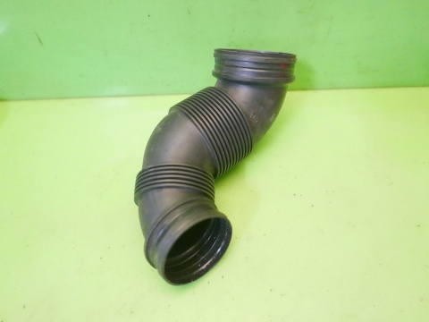 Rura dolot przewód powietrza 5Q0129654J VW GOLF VII 2.0 TDI 12-16