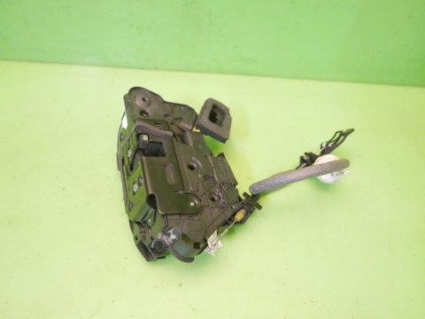 Centralny zamek lewy przód 5K1837015E 7pin VW GOLF VII 5D 12-16