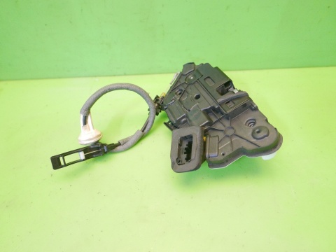 Centralny zamek lewy przód 5K1837015E 7pin VW GOLF VII 5D 12-16