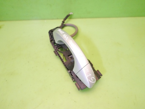 Klamka zewnętrzna prawa tył LA7W VW GOLF VII 5D 12-16