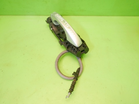 Klamka zewnętrzna prawa tył LA7W VW GOLF VII 5D 12-16