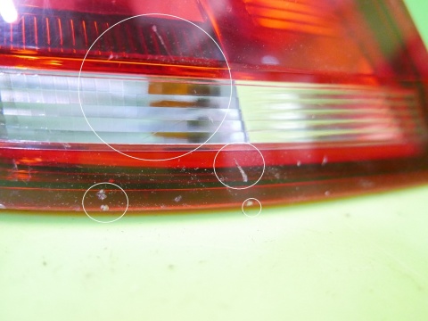 Lampa prawa tył w błotnik 5G9945096D valeo VW GOLF VII KOMBI 12-16