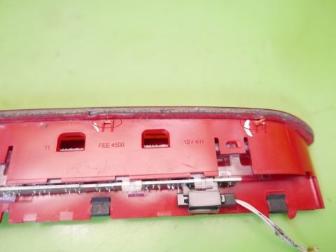 Lampka światło trzeci stop 5K0945087D VW GOLF VII KOMBI 12-16