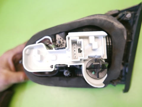 Lampa lewa tył w klapę 5G9945093F valeo VW GOLF VII KOMBI 12-16