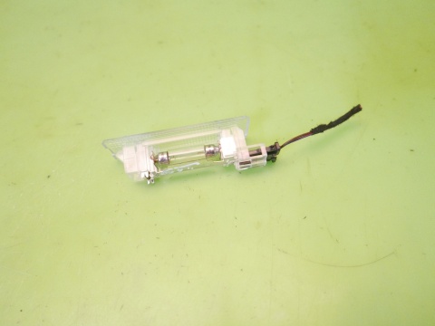 Lampka oświetlenie kabiny 5K0947101 VW GOLF VII 12-16