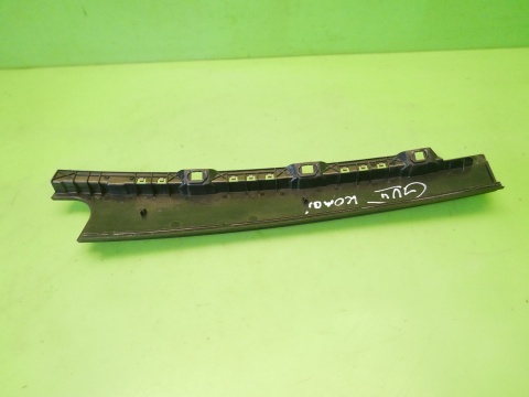 Listwa słupka drzwi lewa tył VW GOLF VII 5D KOMBI 12-16