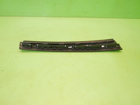 Listwa słupka drzwi lewa tył VW GOLF VII 5D KOMBI 12-16