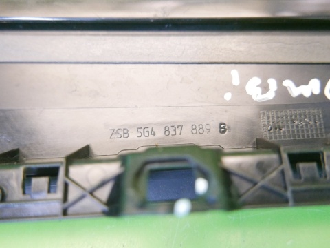 Listwa słupka drzwi lewa przód VW GOLF VII 5D KOMBI 12-16