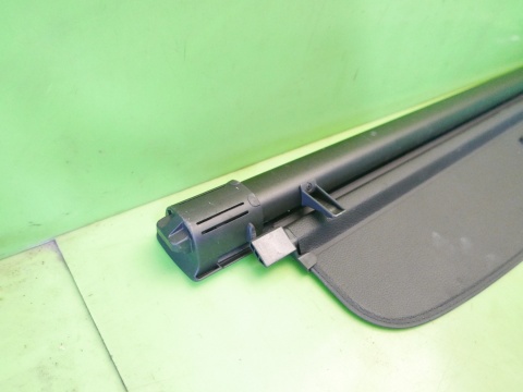 Roleta bagażnika 5G9867871G VW GOLF VII KOMBI 12-16