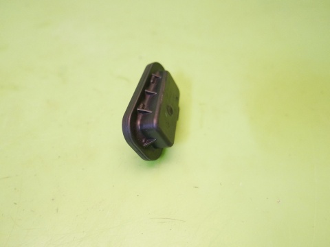 Tłumik zawóru paliwa 5Q0127242B VW GOLF VII 2.0 TDI 12-16