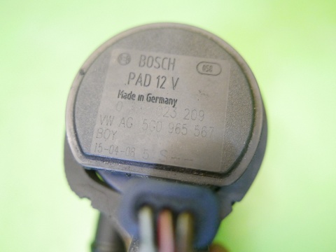 Dodatkowa pompa obiegu wody 5G0965567 0392023209 VW GOLF VII 2.0 TDI 12-