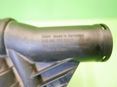 Króciec wody 04L121071E VW GOLF VII 2.0 TDI 12-16