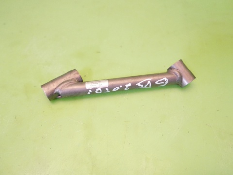 Łapa wspornik turbiny 04L129723A VW GOLF VII 2.0 TDI 12-16