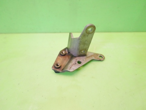 Łapa wspornik filtra dpf 04L131561J VW GOLF VII 2.0 TDI 12-16