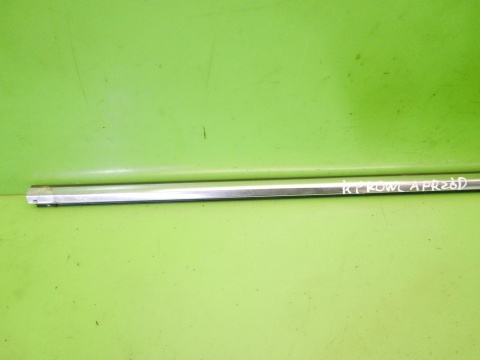 Listwa zgarniająca chrom lewa przód VW GOLF VII 5D KOMBI 12-16