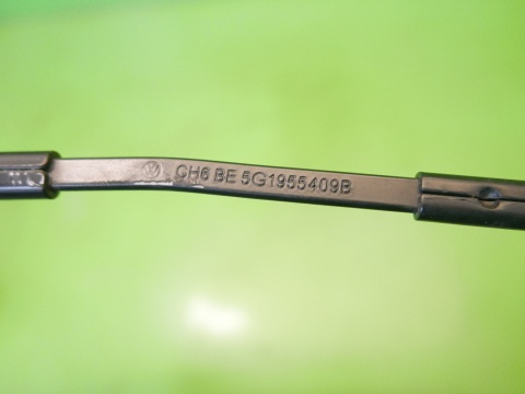 Ramię wycieraczki lewe przód 5G1955409B VW GOLF VII KOMBI 12-16