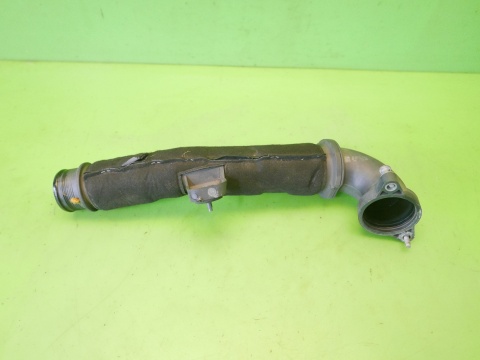 Rura wąż przewód powietrza intercoolera 04L145762AH VW GOLF VII 2.0 TDI 12-