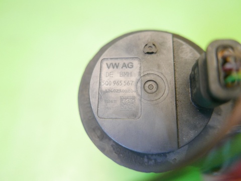 Dodatkowa pompa obiegu wody 5Q0965567 VW GOLF VII 2.0 TDI 12-