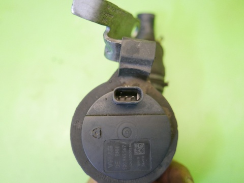 Dodatkowa pompa obiegu wody 5Q0965567 VW GOLF VII 2.0 TDI 12-