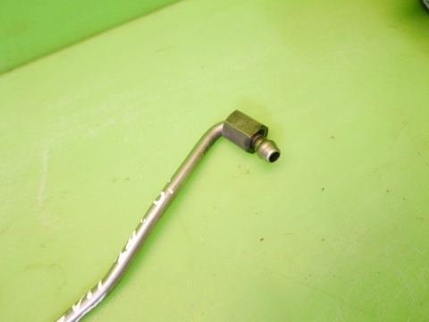 Rurka przewód smarowania oleju turbiny 04L145771H VW GOLF VII 2.0 TDI 12-16