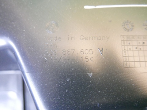 Tapicerka osłona klapy tył bagażnika 5G9867605A VW GOLF VII KOMBI 12-16