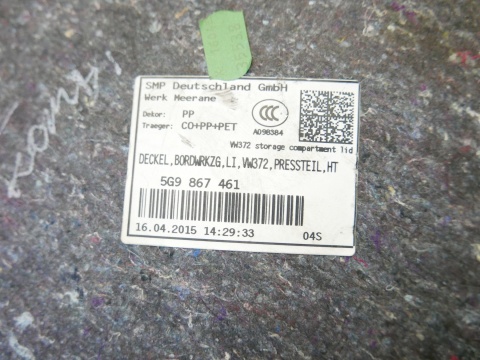 Zaślepka osłona boczka bagażnika lewa VW GOLF VII KOMBI 12-16