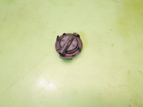 Czujnik uderzeniowy prawy przód 5Q0959354 VW GOLF VII 2.0 TDI 12-16