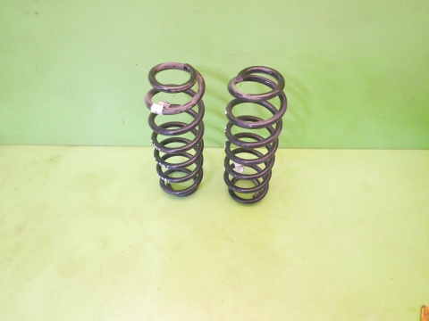 Sprężyny tył tylne 5Q0511115GJ VW GOLF VII 2.0 TDI KOMBI 12-16