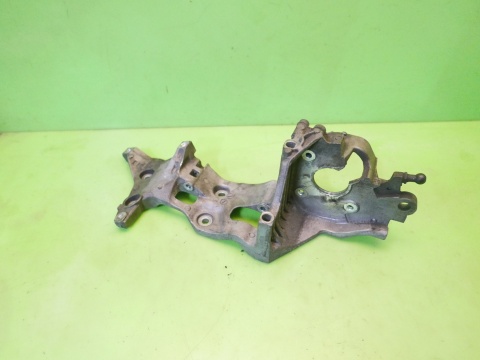 Łapa pompy wtryskowej 04L903143D=E VW GOLF VII 2.0 TDI 12-16