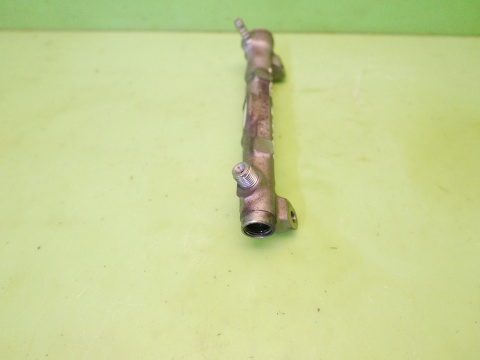 Listwa wtryskowa 04L089D VW GOLF VII 2.0 TDI CRLB 12-16