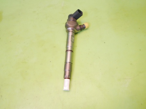 Wtrysk wtryskiwacz 04L130277AC 0445110469 VW GOLF VII 2.0 TDI CRLB 12-16