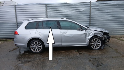 Szyba drzwiowa prawa tył duża ciemna 5G9845026A VW GOLF VII 5D KOMBI 12-16