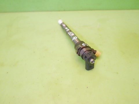 Wtrysk wtryskiwacz 04L130277AC 0445110469 VW GOLF VII 2.0 TDI CRLB 12-16