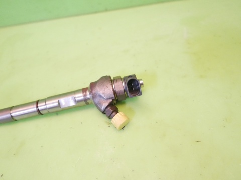 Wtrysk wtryskiwacz 04L130277AC 0445110469 VW GOLF VII 2.0 TDI CRLB 12-16