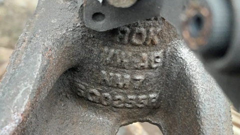 Zwrotnica piasta lewa przód 5Q0255B VW GOLF VII 2.0 TDI 12-16