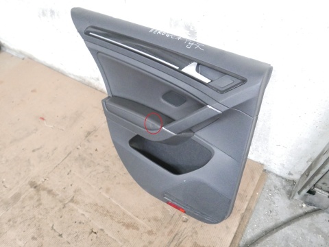 Boczek tapicerka lewa tył VW GOLF VII KOMBI 5D 12-16