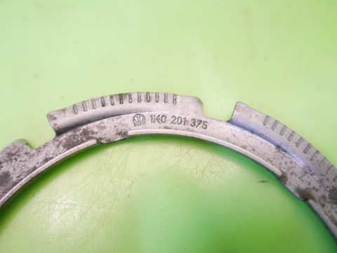 Nakrętka zbiornika paliwa 1K0201375 VW GOLF VII 2.0 TDI KOMBI 12-16