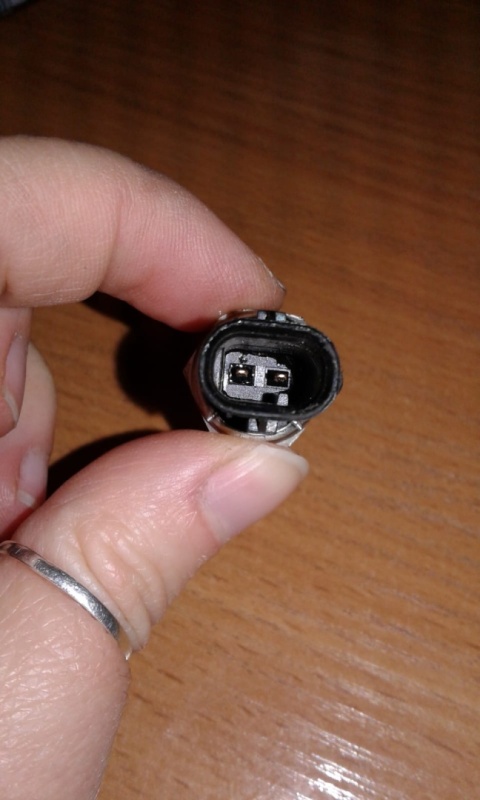 Czujnik temperatury powietrza dolotowego 03N906081A VW GOLF VII 2.0 TDI 12-