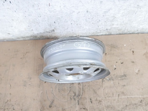 Felga stalowa 13 13x4,5 et38 4x100 SKODA FELICIA II 6U1