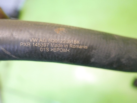 Króciec wąż przwód wody 5Q0122051BK VW GOLF VII 2.0 TDI 12-16