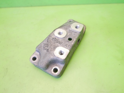 Łapa skrzyni automat 1K0199117AM VW GOLF VII 2.0 TDI 12-16