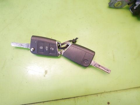 Zestaw startowy do odpalenia 04L907309A VW GOLF VII 2.0 TDI KOMBI 12-16