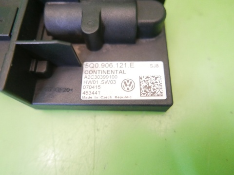 Moduł sterownik pompy paliwa 5Q0906121E VW GOLF VII 2.0 TDI 12-16